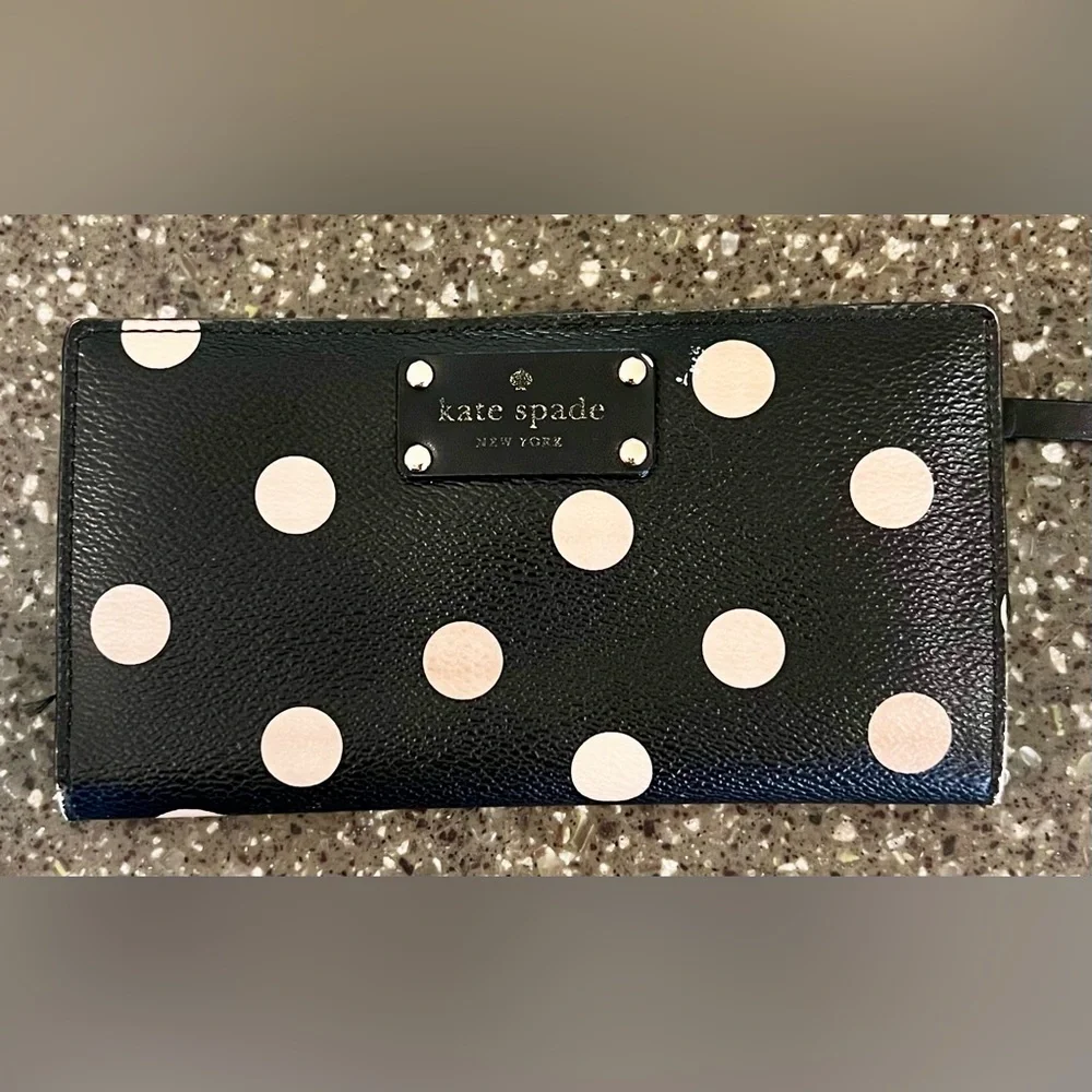 Kate Spade Spencer Cabana Dot Slim Bifold Wallet Black/Cream Polka Dot Leather